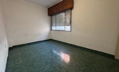 ALQUILER DPTO. 2 AMB AMPLIO LA TABLADA PATIO