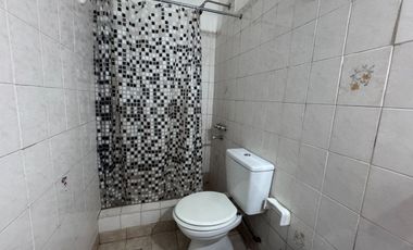 ALQUILER DPTO. 2 AMB AMPLIO LA TABLADA PATIO