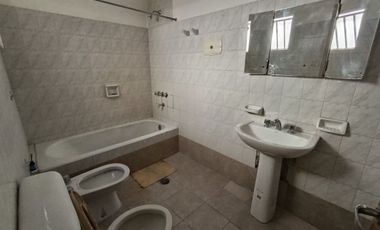 Departamento de 3 habitaciones en ciudad