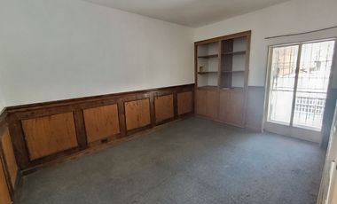 Departamento de 3 habitaciones en ciudad