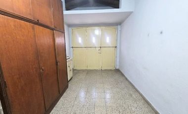 CASA 5 AMBIENTES SANTOS LUGARES JARDIN PERMUTA