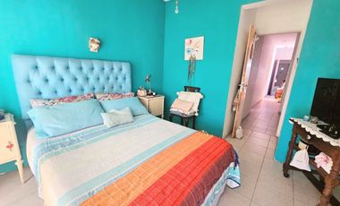 CASA 5 AMBIENTES SANTOS LUGARES JARDIN PERMUTA