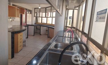 Oficina en Arriendo en Esmeralda/Aconcagua