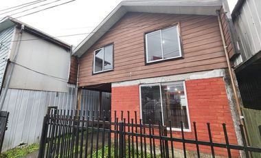 Casa en Venta en Entre Sgto.Aldea y Cristóbal Colón