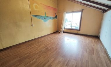 Casa en Venta en Entre Sgto.Aldea y Cristóbal Colón