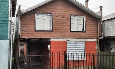 Casa en Venta en Entre Sgto.Aldea y Cristóbal Colón