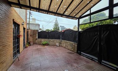 Venta Casa tipo duplex 5 amb en Quilmes.