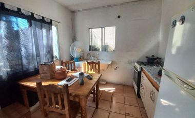 casa en venta con 2 departamentos