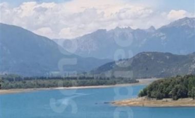 Sitio en Venta en Lago Colbún con Tremenda Vista al Lago