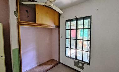 CASA VENTA LA REJA A REFACCIONAR (2 CASAS)