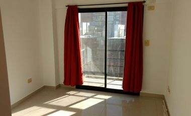 EXCELENTE DEPARTAMENTO DE AMB CENTRO DE TIGRE ITALIA 1461