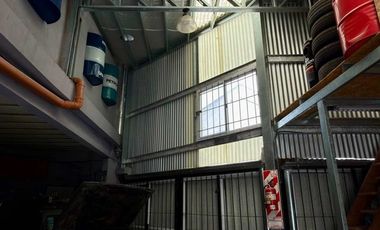 VENTA CASA 3 AMB + GALPON/ DEPOSITO COMERCIAL