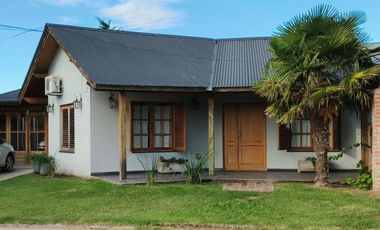 CASA - INDEPENDENCIA 178, PELLEGRINI, BUENOS AIRES