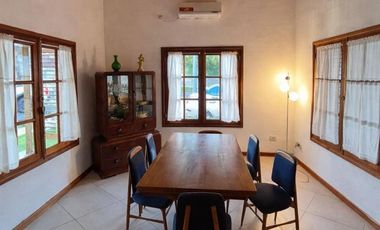 CASA - INDEPENDENCIA 178, PELLEGRINI, BUENOS AIRES