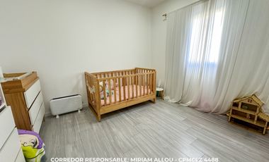 Casa 4 ambientes 190 m² en venta con cochera en Guernica