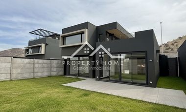 ARRIENDO CASA DE ESTRENO EN PIEDRA ROJA CHICUREO