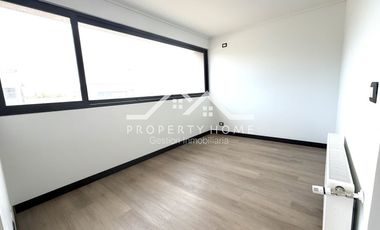 ARRIENDO CASA DE ESTRENO EN PIEDRA ROJA CHICUREO