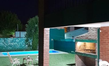 Alquiler Anual casa de dos habitaciones con piscina privada, Villa Cura Brochero