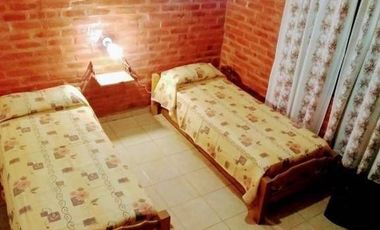 Alquiler Anual casa de dos habitaciones con piscina privada, Villa Cura Brochero