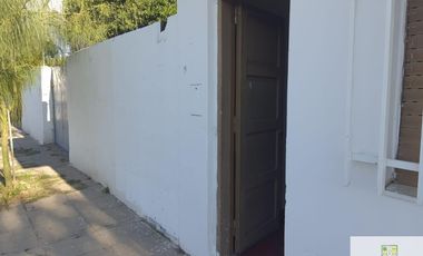 Alquiler Anual de Monoambiente con amplio patio privado, Villa Cura Brochero