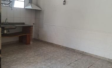 Alquiler anual de Local + casa sobre Av. Cura Gaucho en Villa Cura Brochero