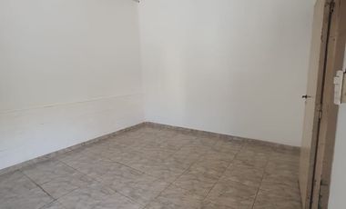 Alquiler anual de Local + casa sobre Av. Cura Gaucho en Villa Cura Brochero