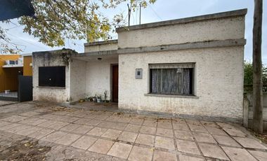 se vende casa dos dormitorios en Santa Isabel