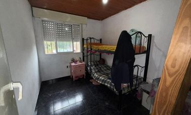 se vende casa dos dormitorios en Santa Isabel