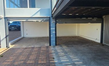 CASA EN ALQUILER CINCO LOMAS 3 DORM PILETA QUINCHO