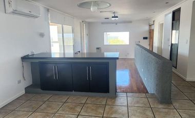 CASA EN ALQUILER CINCO LOMAS 3 DORM PILETA QUINCHO