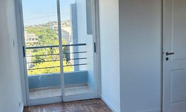 CASA EN ALQUILER CINCO LOMAS 3 DORM PILETA QUINCHO