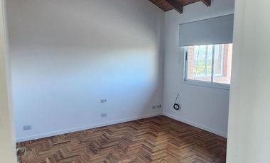 CASA EN ALQUILER CINCO LOMAS 3 DORM PILETA QUINCHO