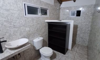 CASA EN ALQUILER