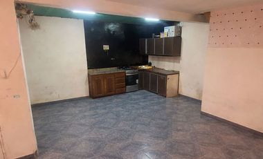 CASA EN ALQUILER