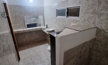 CASA EN ALQUILER