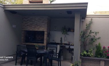 CASA MULTIFAMILIAR EN VENTA EN LOMAS APTO CRED