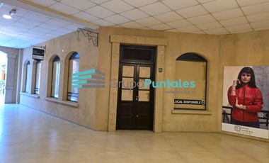 Local Comercial en Plaza Canning de 75 m2 en Primer Piso alquiler o venta
