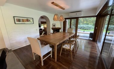 Casa en el barrio Los Naranjos - Ingeniero Maschwitz - Escobar