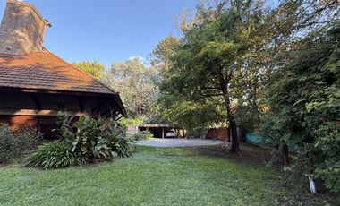 Casa en el barrio Los Naranjos - Ingeniero Maschwitz - Escobar