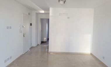 Av. Alsina Nº 779