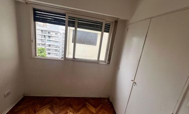 Departamento en alquiler sobre AV,MAIPU