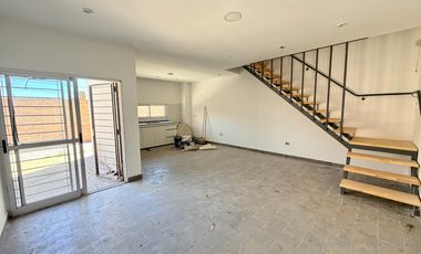 Duplex a estrenar con 1 dormitorio y cochera