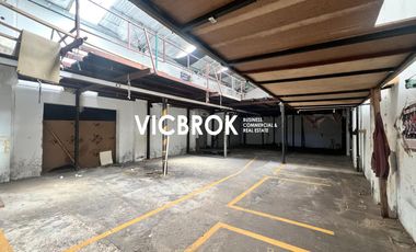 Lindo local con depósito y playa en Boulogne