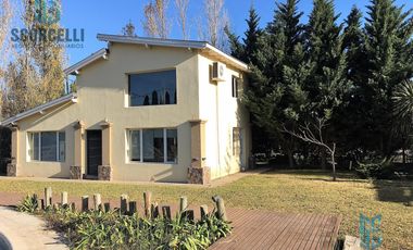 Exclusiva Casa-Quinta con Pileta - Gran parque - 3 ambientes en dos plantas!! San Pedro