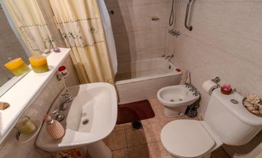 OPORTUNIDAD- Casa en venta 6ta Seccion / 3 Dorm / 2 Baño / Cochera / Patio