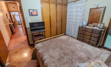 OPORTUNIDAD- Casa en venta 6ta Seccion / 3 Dorm / 2 Baño / Cochera / Patio