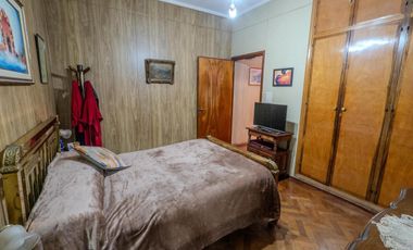 OPORTUNIDAD- Casa en venta 6ta Seccion / 3 Dorm / 2 Baño / Cochera / Patio