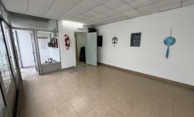 Local en Lomas de Zamora Oeste