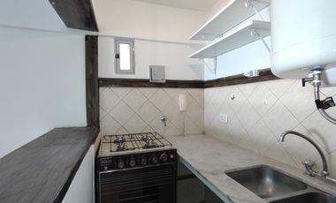 DEPARTAMENTO DOS AMBIENTES A 400 MTS DE ESTACION - EXCELENTE INVERSIONISTAS