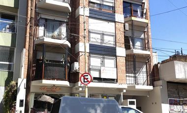 DEPARTAMENTO DOS AMBIENTES A 400 MTS DE ESTACION - EXCELENTE INVERSIONISTAS